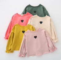 Adorable Korean-Inspired Puff-Sleeve T-shirt With Playful Love-Print Design