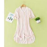 Pocket multi-color satin nightdress Pink