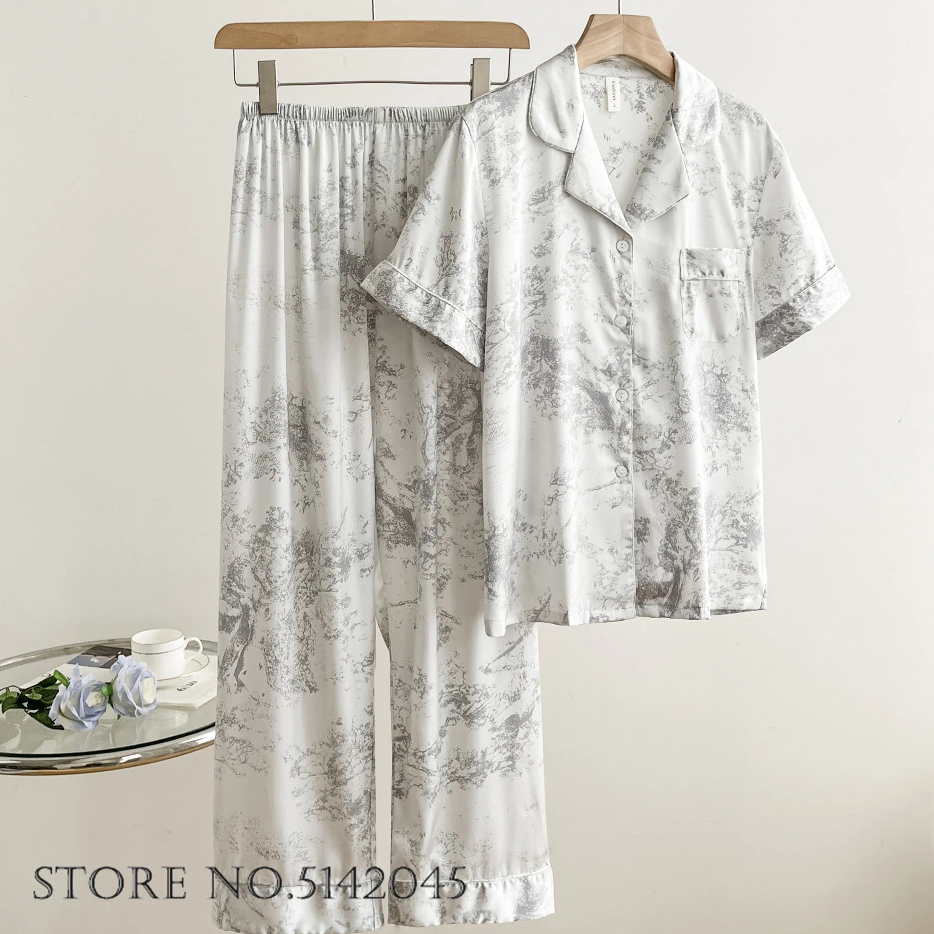 Fashion Print Flower 2PCS Pajamas Set Gray Short Sleeve XL