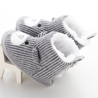 new bear knitting baby shoes Grey